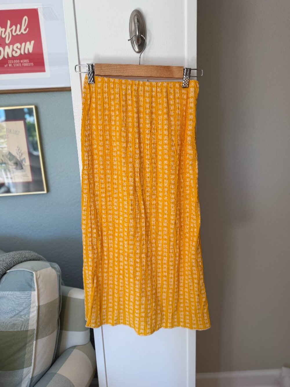 Urban Outfitters Mustard Yellow Textured Midi Skirt Elastic Waist - XS